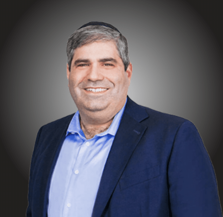 Jeremy has spent more than twenty-five years acting for people whose lives were reordered in a matter of seconds. His philosophy is simple and he states it to every client: your job is to recover, his job is everything else.