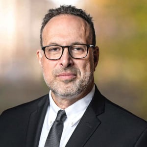 Oakville Divorce / Family Law Lawyer Lorne Fine on Top Lawyers